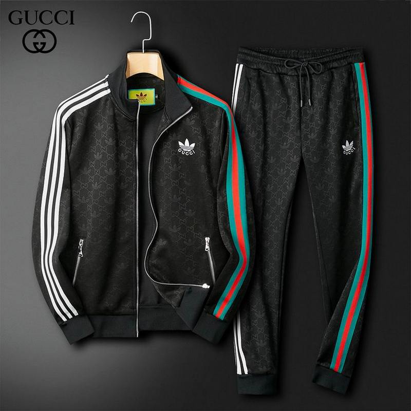 Gucci Men's Suits 556